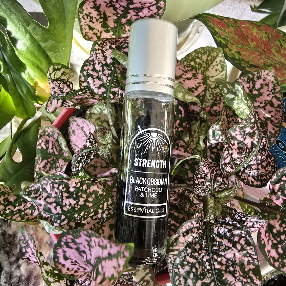 Strength Essential Oil Roller Ball Perfume - Picture 1 of 4
